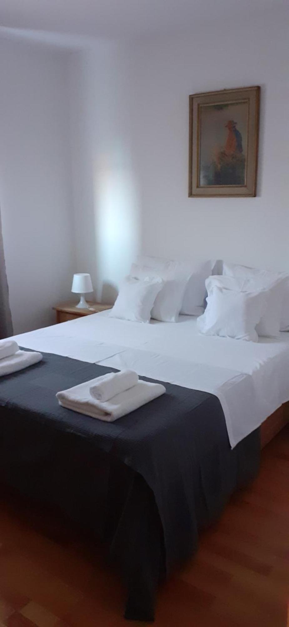 Apartman Mikola With Sea View Traù Esterno foto