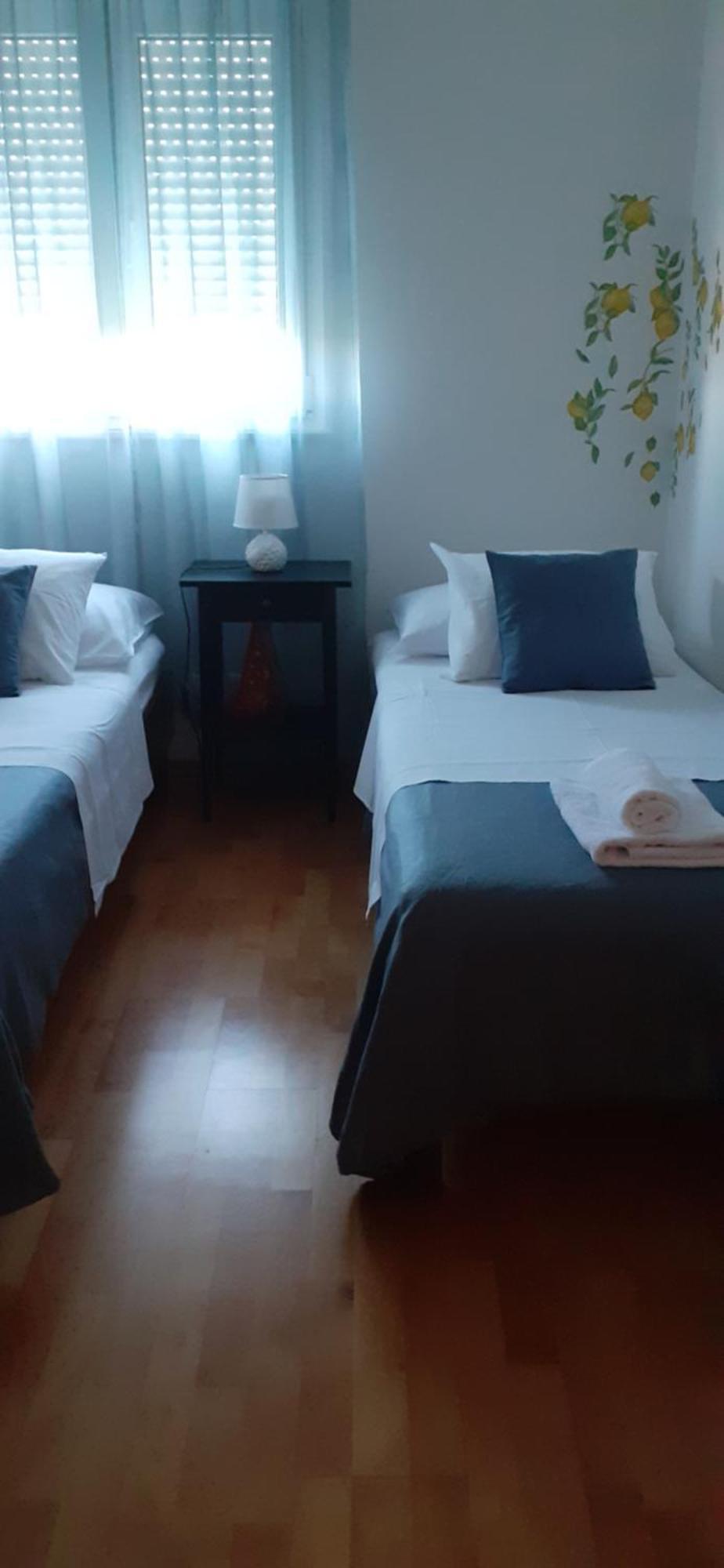 Apartman Mikola With Sea View Traù Esterno foto